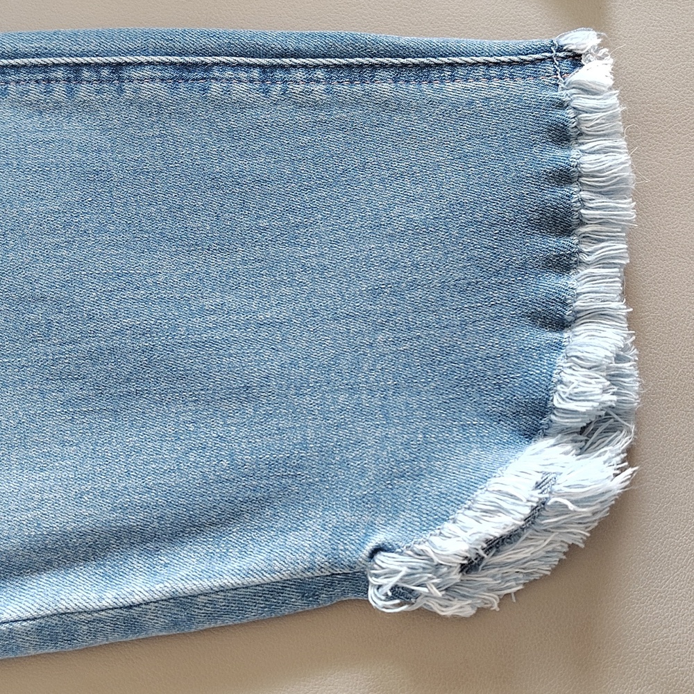 ๐ Jen7 by 7 For All Mankind Cropped Frayed Hem Ankle Skinny Jeans. Size 10 - Picture 6 of 16